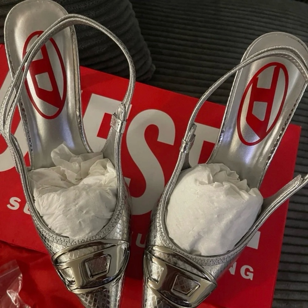 Diesel Metallic Silver Pointed Toe Slingback Heels with Buckle Accent - Picture 2 of 6